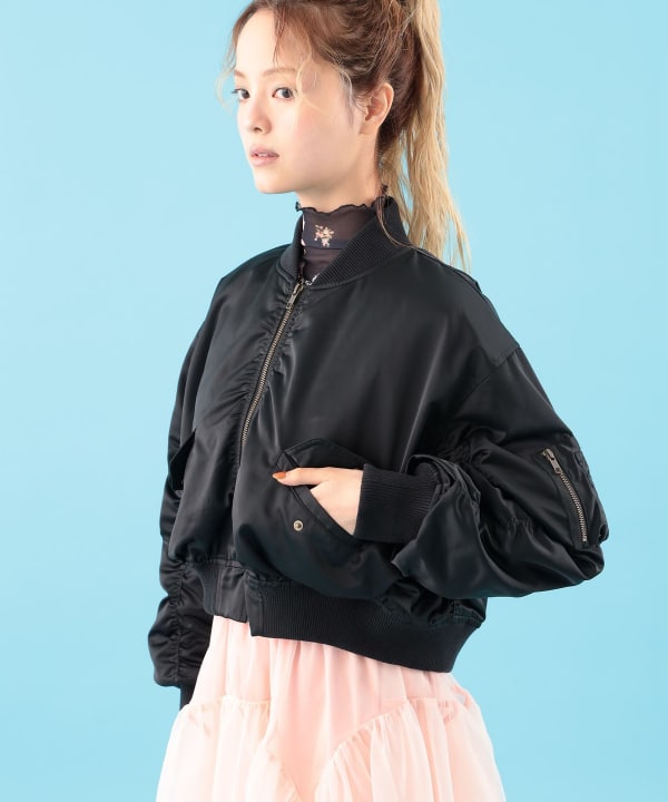 ショート ブルゾン Model : H163 B77 W60 H83　Size : ONE SIZE