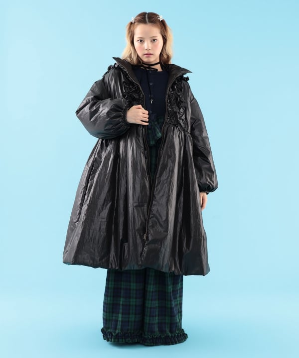 【+10%ポイントUP】フリル 中綿 フード コート Model : H163 B77 W60 H83　Size : ONE SIZE