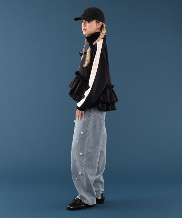 【+10%ポイントUP】パール & ビジュー デニム パンツ Model : H163 B77 W60 H83　Size : ONE SIZE