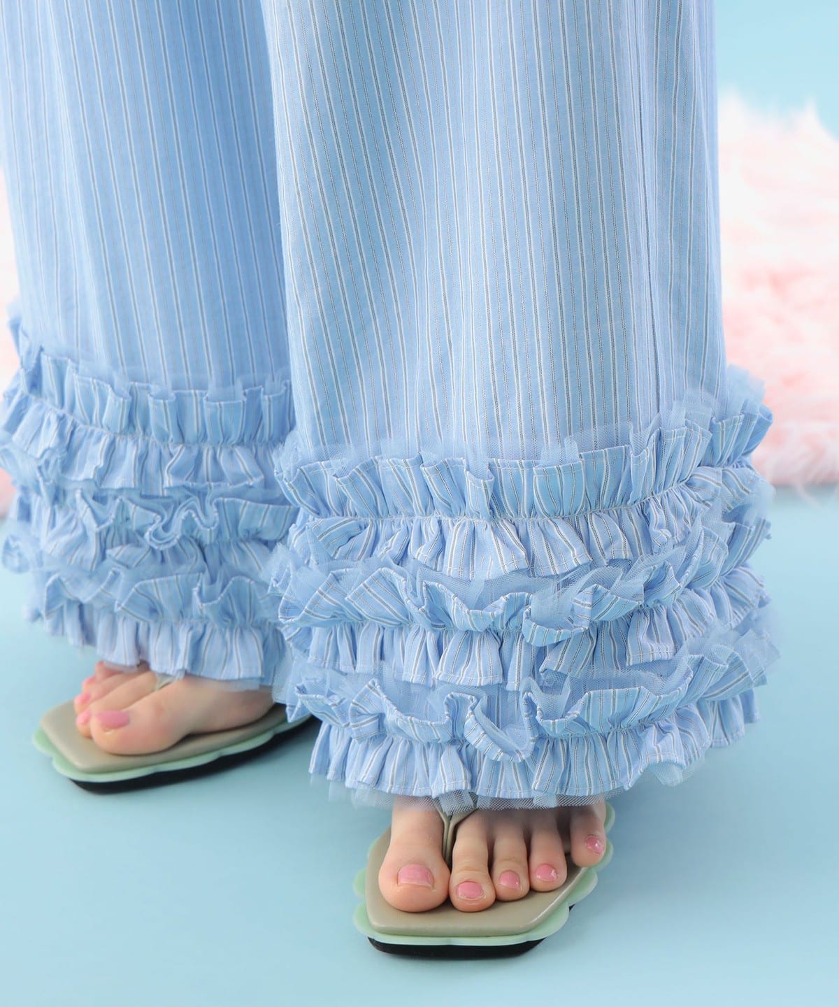 CAROLINA GLASER（カロリナ グレイサー）裾 フリル パンツ（パンツ