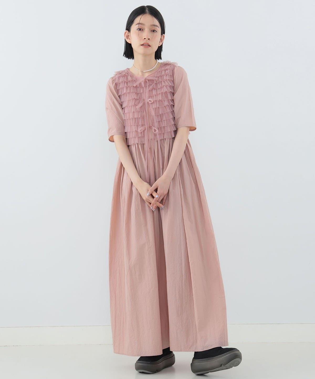 美品 Aya × CAROLINA GLASER ケープ付き ワンピース CAROLINA GLASER（カロリナ グレイサー）【COLLABORATION】Aya