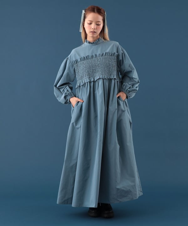 【+10%ポイントUP】リップストップ シャーリング フリル ワンピース Model : H163 B77 W60 H83　Size : M