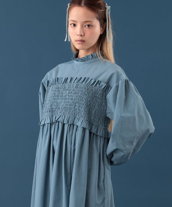 【+10%ポイントUP】リップストップ シャーリング フリル ワンピース Model : H163 B77 W60 H83　Size : M