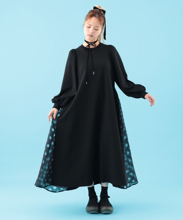 【+10%ポイントUP】サイド切り替え ワンピース Model : H163 B77 W60 H83　Size : M