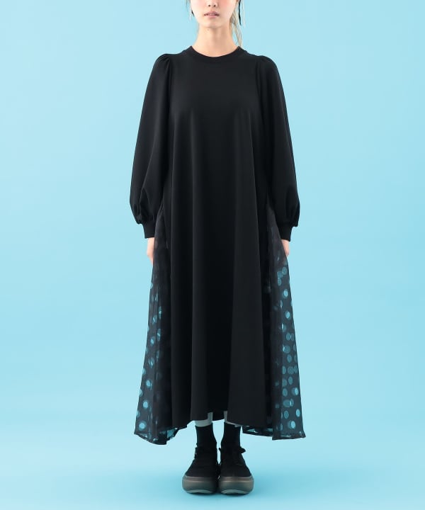 【+10%ポイントUP】サイド切り替え ワンピース Model : H163 B77 W60 H83　Size : M