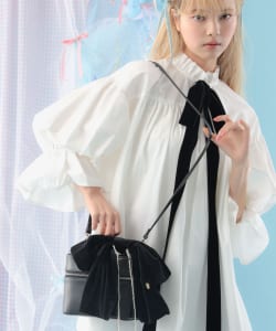 ベロア リボン パール バニティバッグ