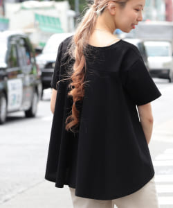 Ray BEAMS / バック フレア ハーフスリーブ Tシャツ