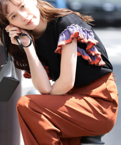 Ray BEAMS / ライン フリル スリーブ Tシャツ