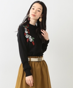 Ray BEAMS / フラワー 刺繍 ハイネックニット
