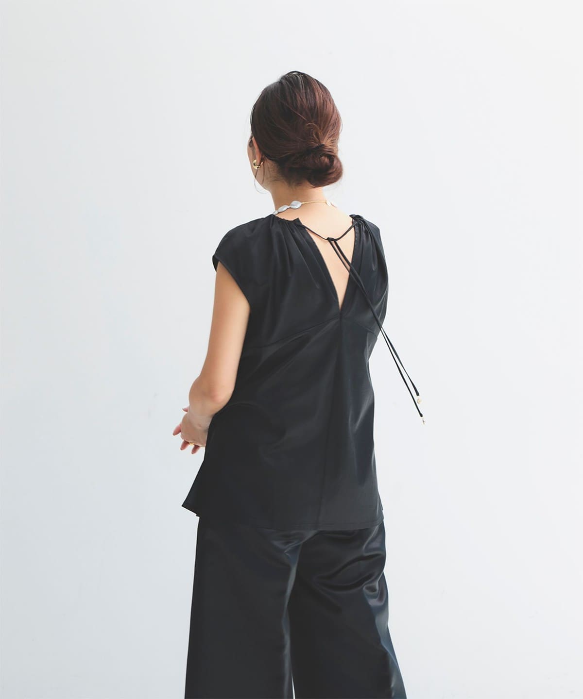 グロス トップス .M シャツ・ブラウス WOMEN BLACK ONE SIZE グロス トップス .M シャツ・ブラウス WOMEN BLACK ONE SIZE
