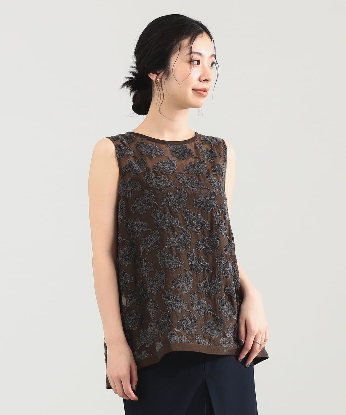 モールヤーン フラワー ブラウス シャツ・ブラウス WOMEN BROWN ONE SIZE モールヤーン フラワー ブラウス シャツ・ブラウス WOMEN BROWN ONE SIZE