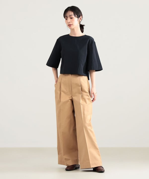 エディター東原妙子 × Demi-Luxe BEAMS / ライトウェイト プルオーバー. Model ：H165　Size：ONE SIZE