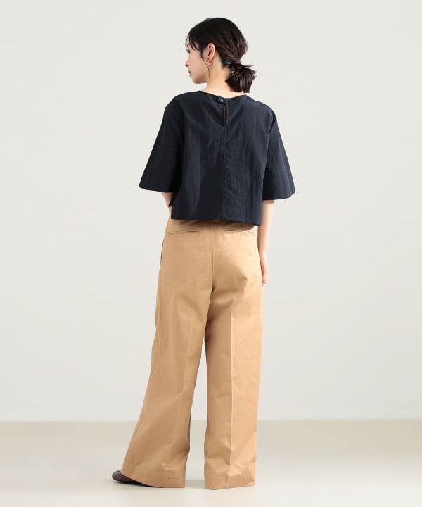 エディター東原妙子 × Demi-Luxe BEAMS / ライトウェイト プルオーバー. Model ：H165　Size：ONE SIZE