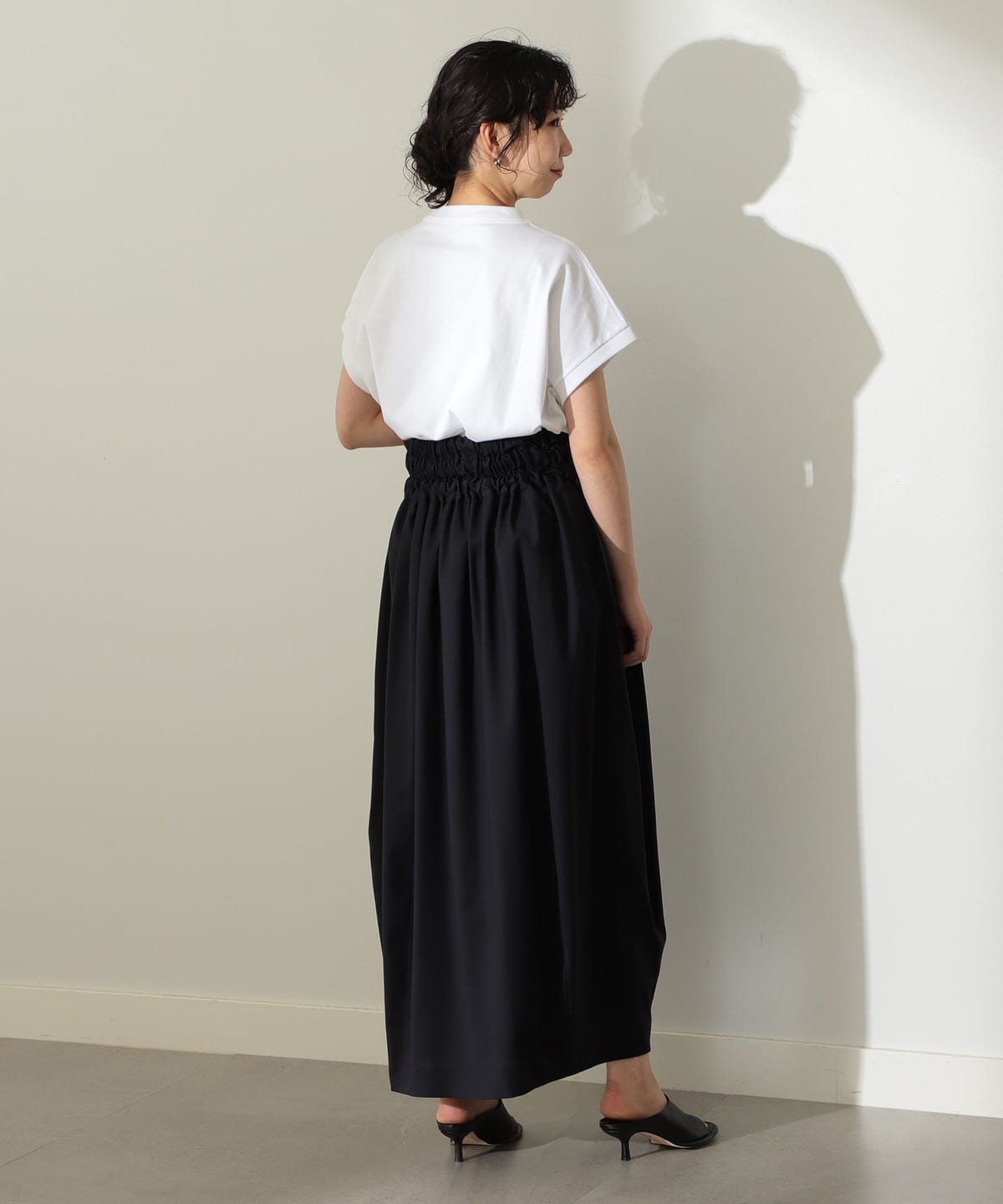 64040317967_C_2.jpg