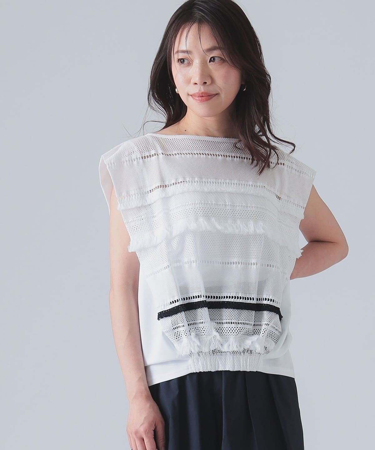 EFFE BEAMS EFFE BEAMS SUPPORT SURFACE / 蕾絲組合無袖上衣（T