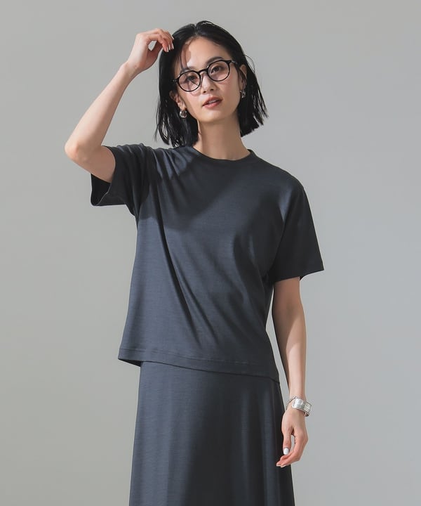 【新品】Demi-Luxe BEAMS・モックネッククロップドTシャツ Demi-Luxe BEAMS（デミルクス ビームス）の「Demi-Luxe BEAMS