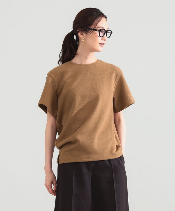 ブークレ アシンメトリーヘム Tシャツ Model：H171 B80 W58 H86　Size：ONE SIZE