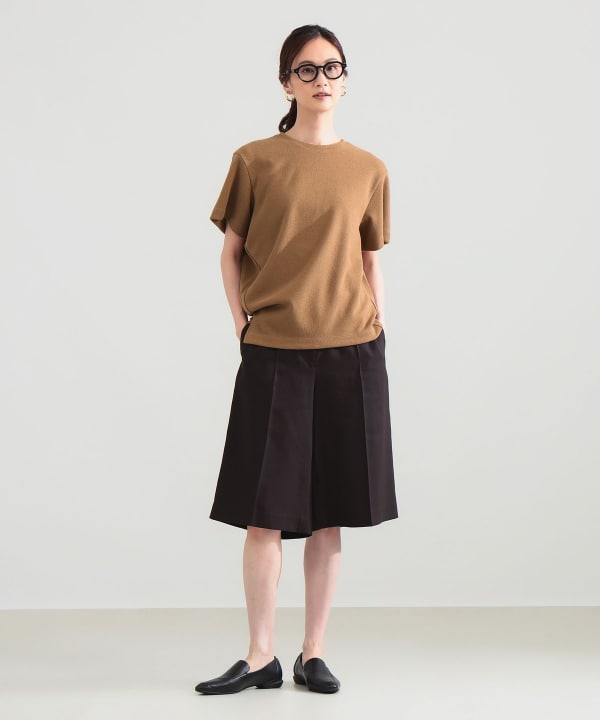 ブークレ アシンメトリーヘム Tシャツ Model：H171 B80 W58 H86　Size：ONE SIZE