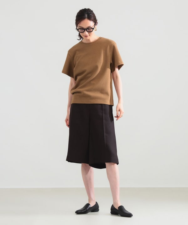 ブークレ アシンメトリーヘム Tシャツ Model：H171 B80 W58 H86　Size：ONE SIZE