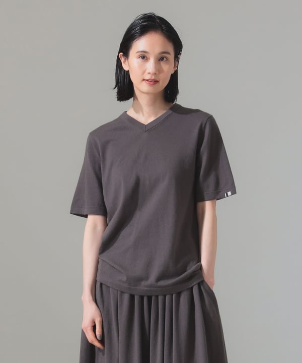 extreme cashmere / clean Vネック ショートスリーブニット Model：H171 B80 W58 H86　Size：0