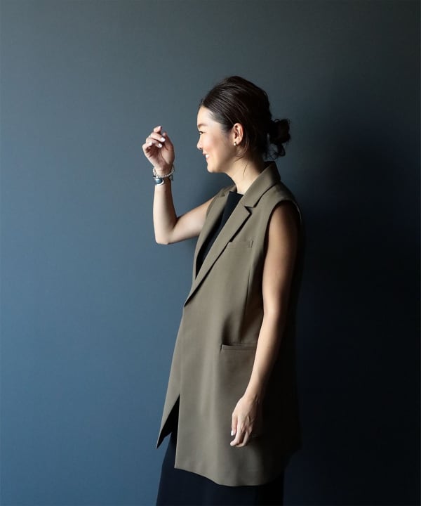 Demi-Luxe BEAMS Demi-Luxe BEAMS / 女裝西裝長版背心（短夾克羽絨外套 