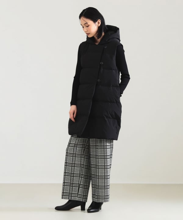 AK+1 リバーシブルダウンベスト Demi-Luxe BEAMS AK+1 リバーシブルダウンベスト Demi-Luxe BEAMS Demi-Luxe