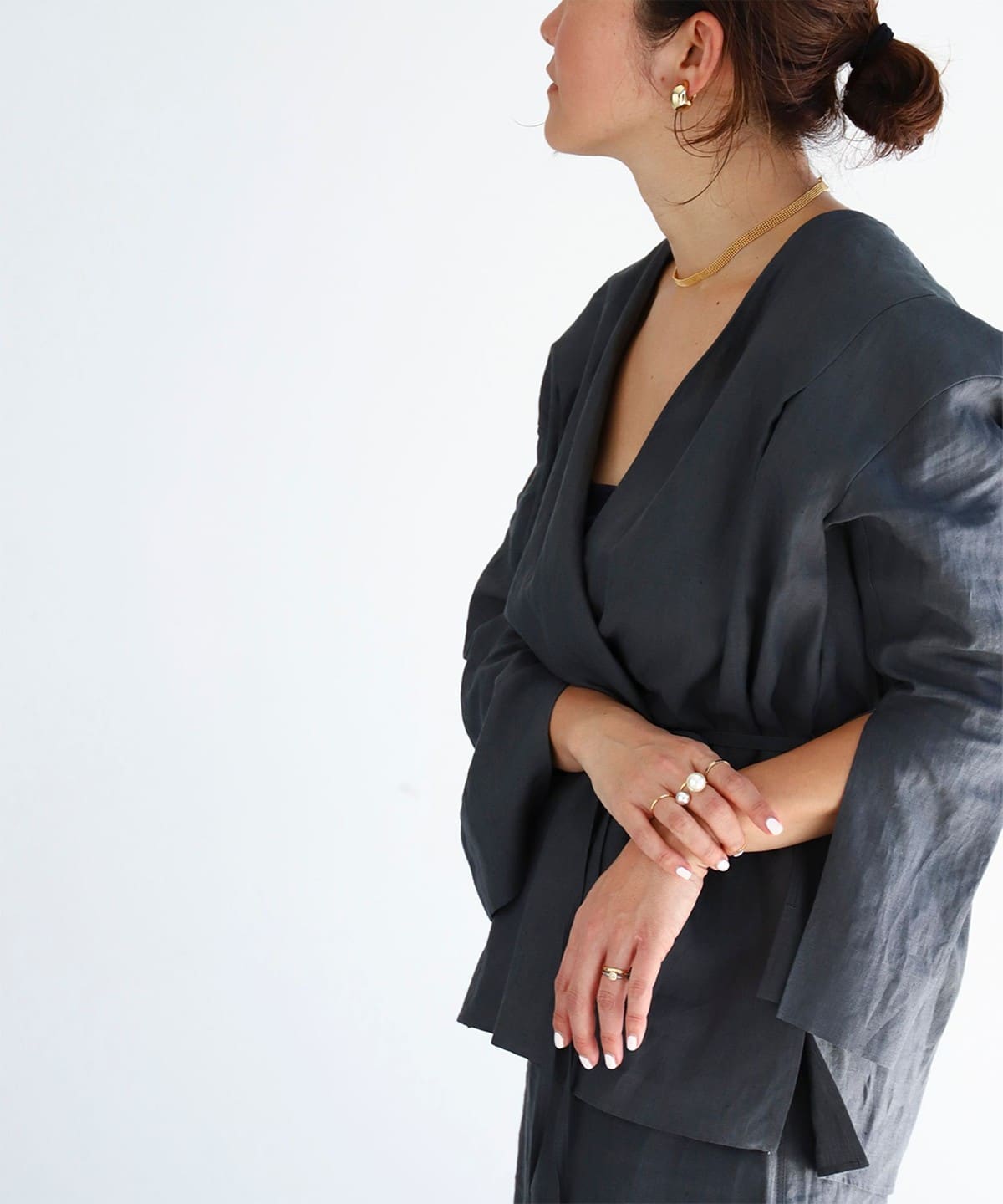 シンプルリネンジャケット .M シャツ・ブラウス WOMEN CHARCOAL. GREY 36 シンプルリネンジャケット .M シャツ・ブラウス WOMEN CHARCOAL. GREY 36