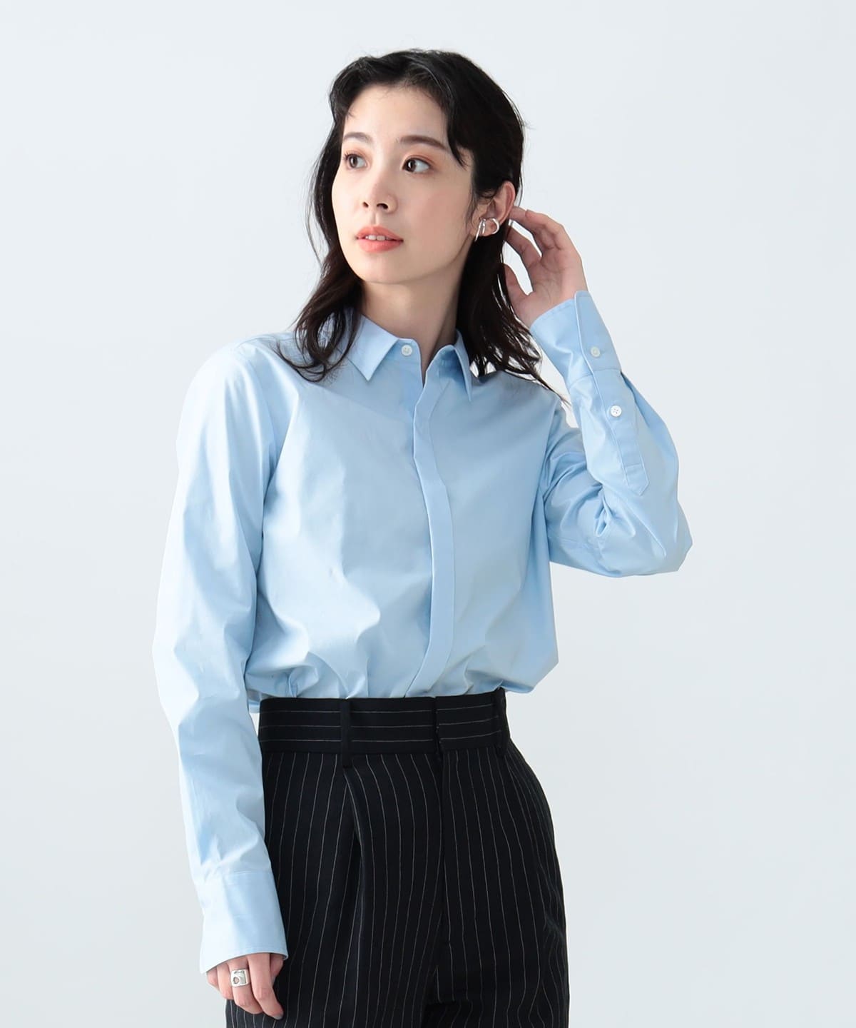 Demi-Luxe BEAMS（デミルクス ビームス）AK+1 / 刺繍 レギュラーカラー 