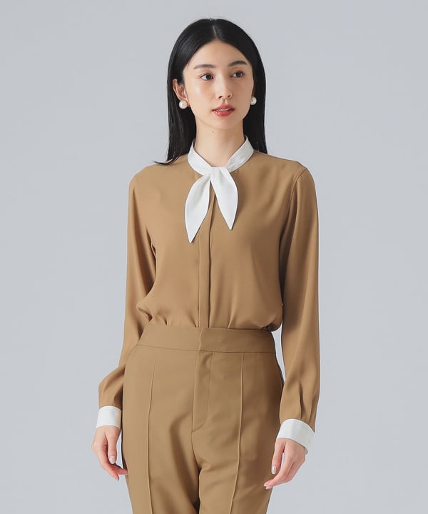 蝴蝶結領帶襯衫Model:H171 B77 W59 H87 Size:38