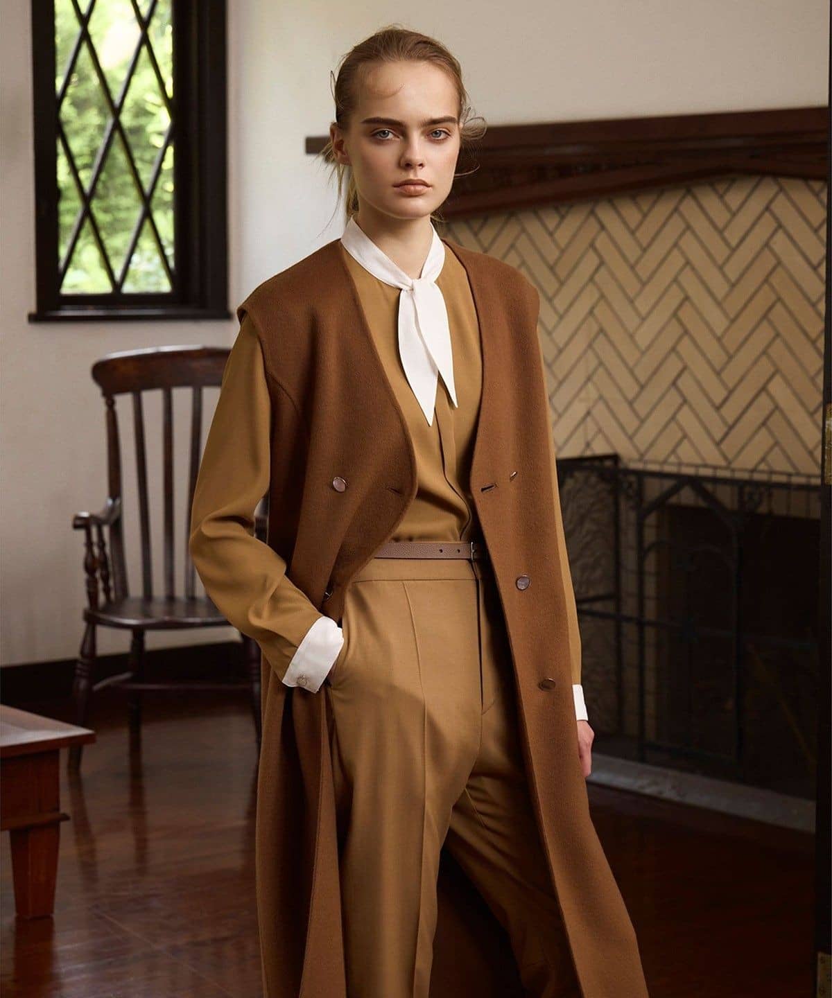 リボンタイ シャツ シャツ・ブラウス WOMEN CAMEL 38 リボンタイ シャツ シャツ・ブラウス WOMEN CAMEL 38