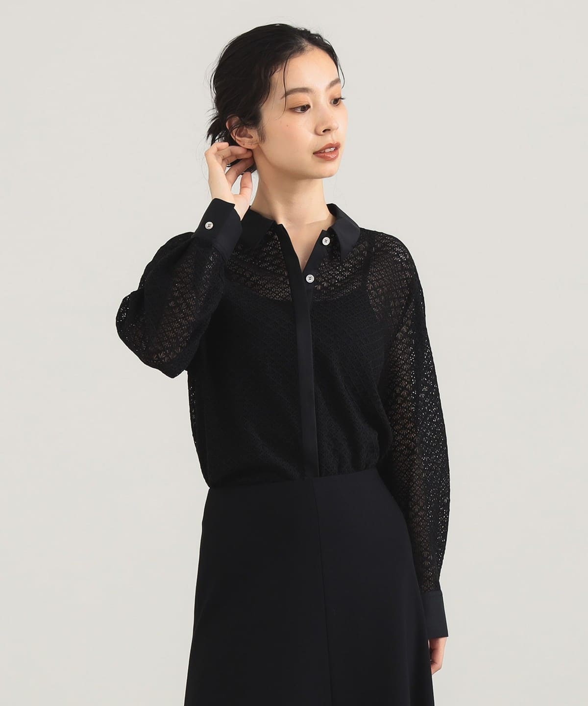 Demi-Luxe BEAMS レースコンビシャツ ブラック デミルクスビームス Demi-Luxe BEAMS（デミルクス ビームス）比翼 レース シャツ