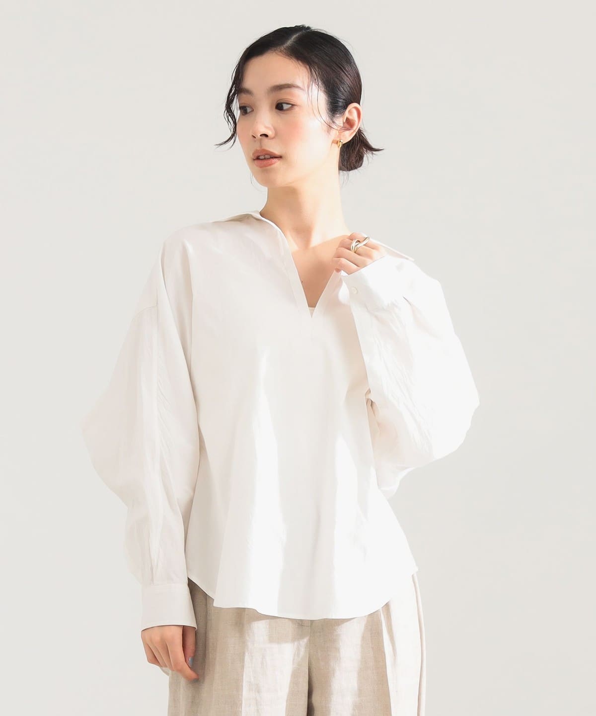 Too Demi-Luxe BEAMS  サテンステッチスキッパーシャツ Demi-Luxe BEAMS（デミルクス ビームス）TICCA / スキッパー シャツ