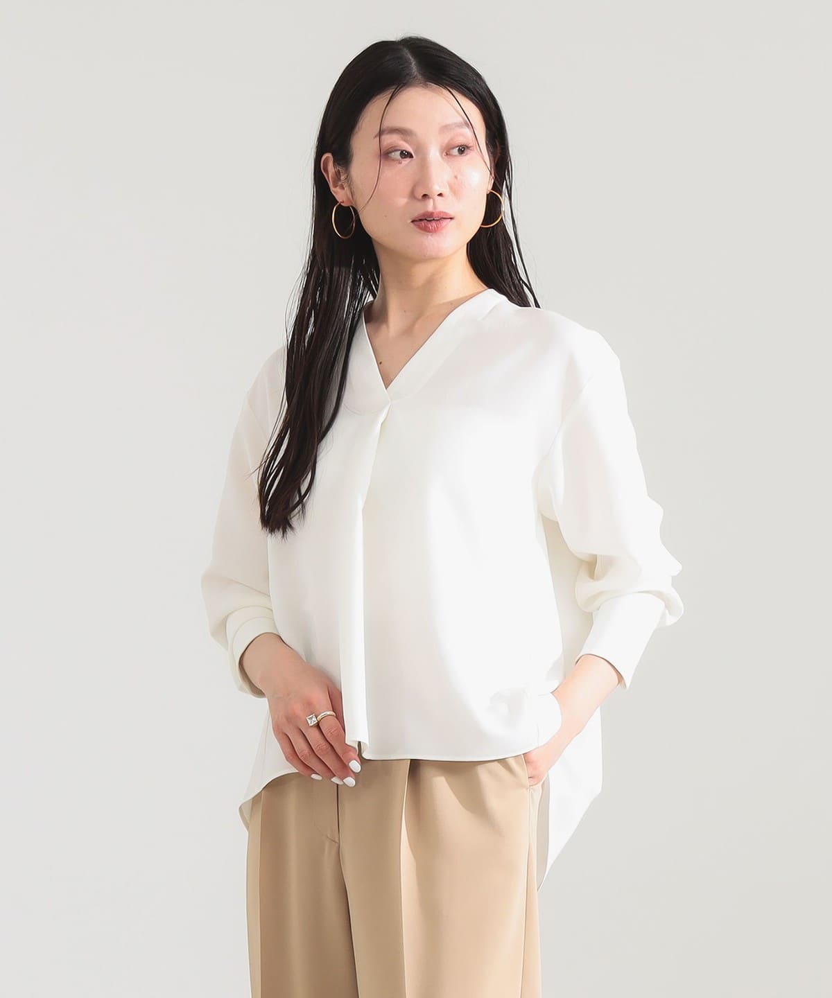 Too Demi-Luxe BEAMS  サテンステッチスキッパーシャツ Demi-Luxe BEAMSのTICCA / スキッパー シャツを使ったコーディネート