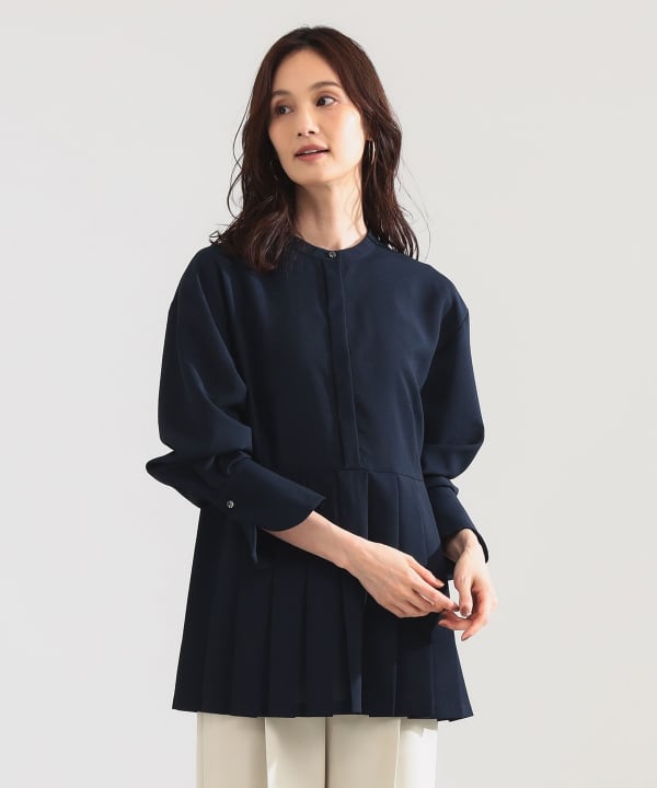 プレシャス プリーツ ブラウス Model：H171 B80 W58 H86　Size：38