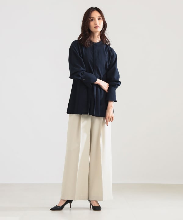 プレシャス プリーツ ブラウス Model：H171 B80 W58 H86　Size：38
