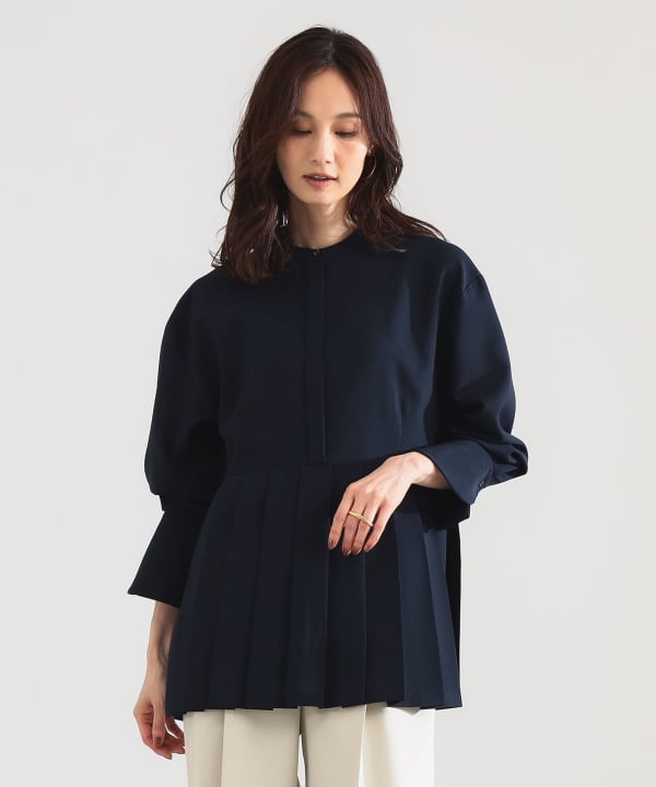 プレシャス プリーツ ブラウス Model：H171 B80 W58 H86　Size：38