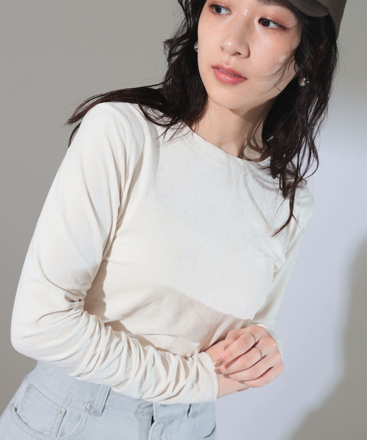 64140065353_C_2.jpg