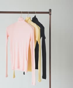 AURALEE / HIGH GAUGE SHEER RIB TURTLE NECK LONGSLEEVE TEE