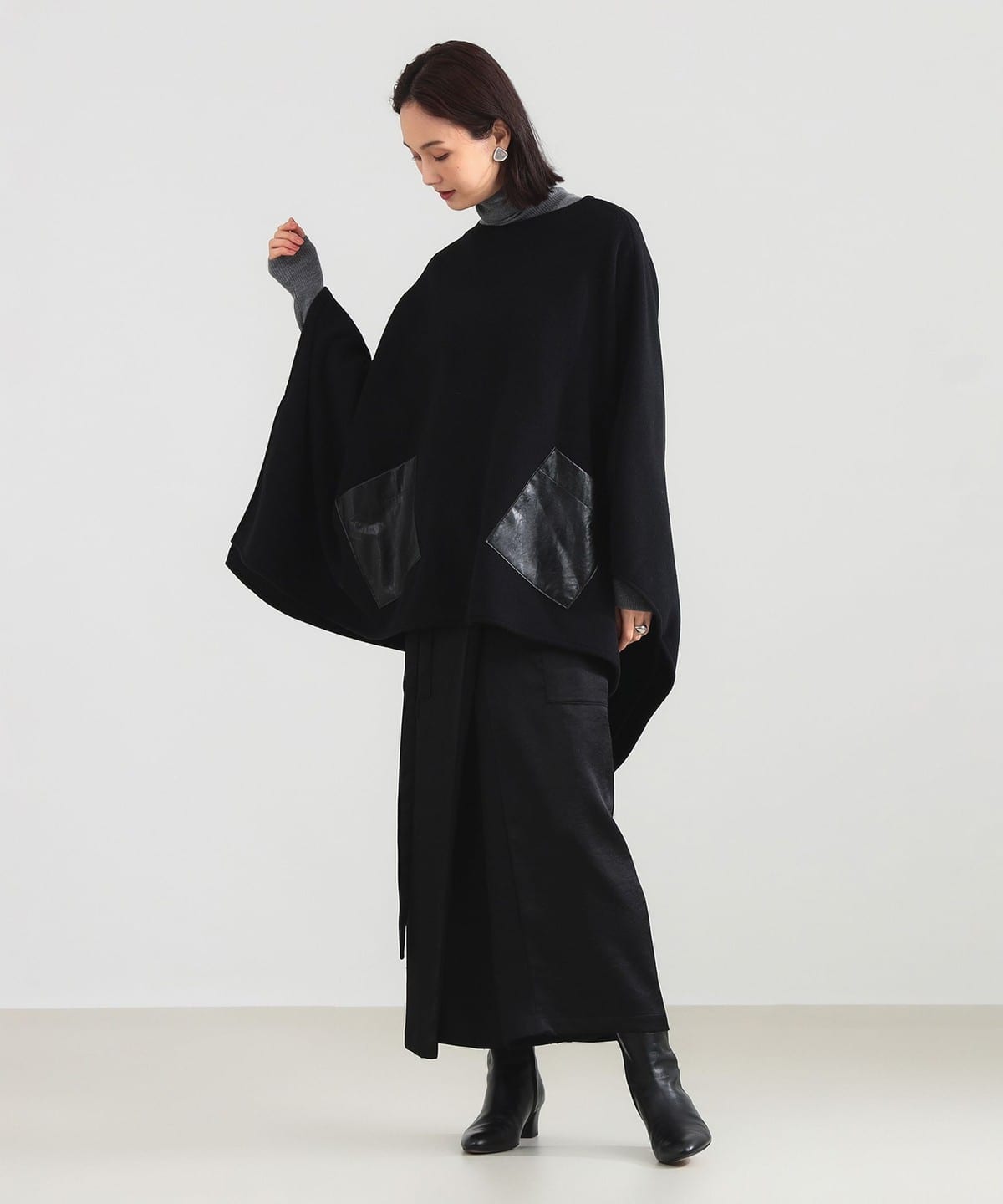 COG THE BIGSMOKE コグ ザ ビッグスモーク / MILA ポンチョ トップス トップス WOMEN BLACK 1 COG THE BIGSMOKE コグ ザ ビッグスモーク / MILA ポンチョ トップス トップス WOMEN BLACK 1