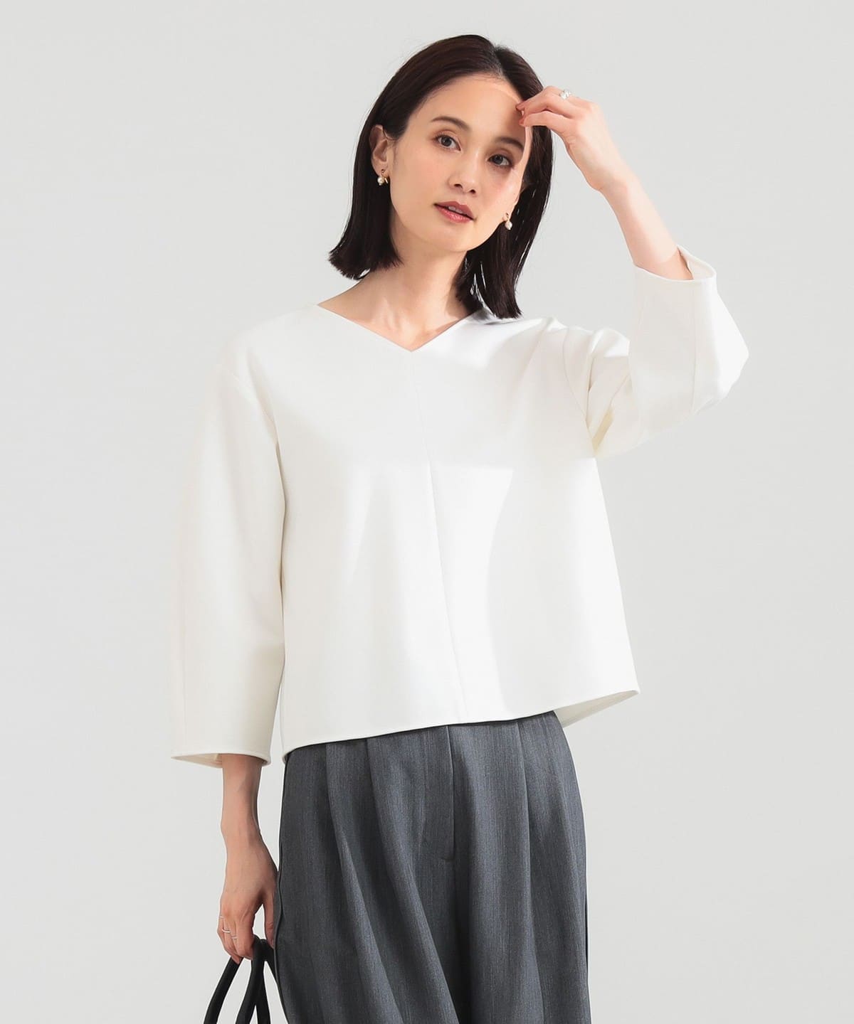 レーヨン ナイロン ポンチ Vネック プルオーバー Tシャツ・カットソー WOMEN WHITE ONE SIZE レーヨン ナイロン ポンチ Vネック プルオーバー Tシャツ・カットソー WOMEN WHITE ONE SIZE