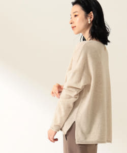 Demi-Luxe BEAMS / ウールナイロン ボックス Vネック 二ット