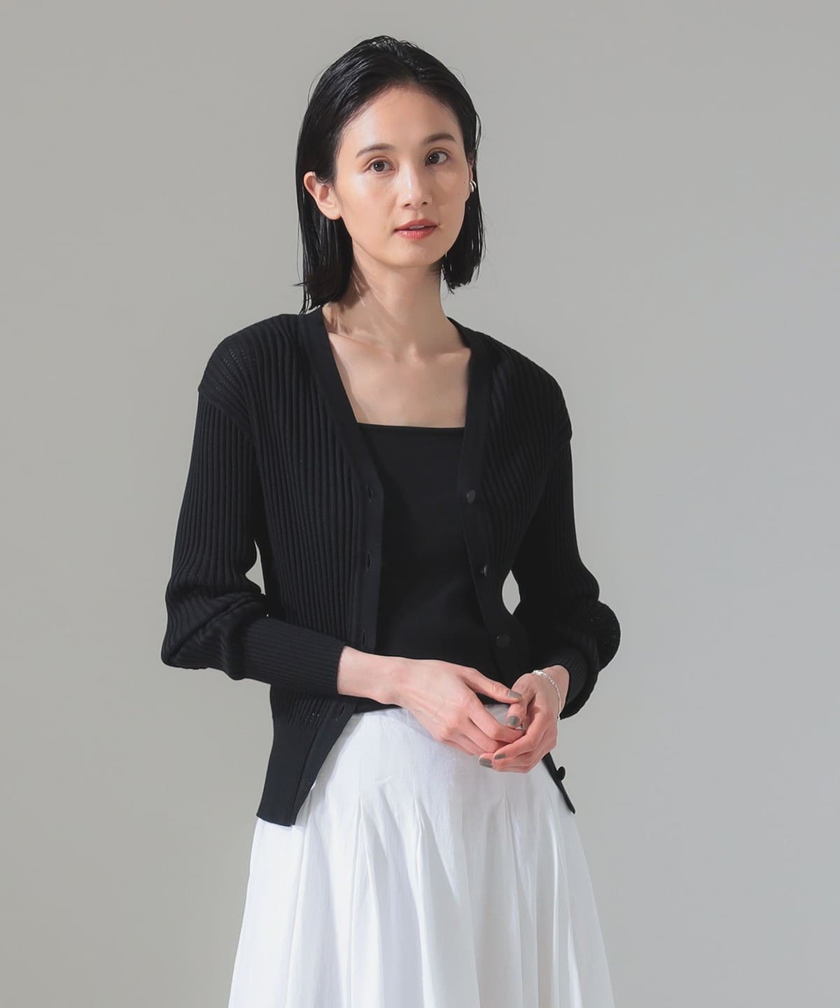 【別注】スタイリスト佐藤佳菜子 × SLOANE スローン / リブ カーディガン トップス WOMEN BLACK ONE SIZE 【別注】スタイリスト佐藤佳菜子 × SLOANE スローン / リブ カーディガン トップス WOMEN BLACK ONE SIZE