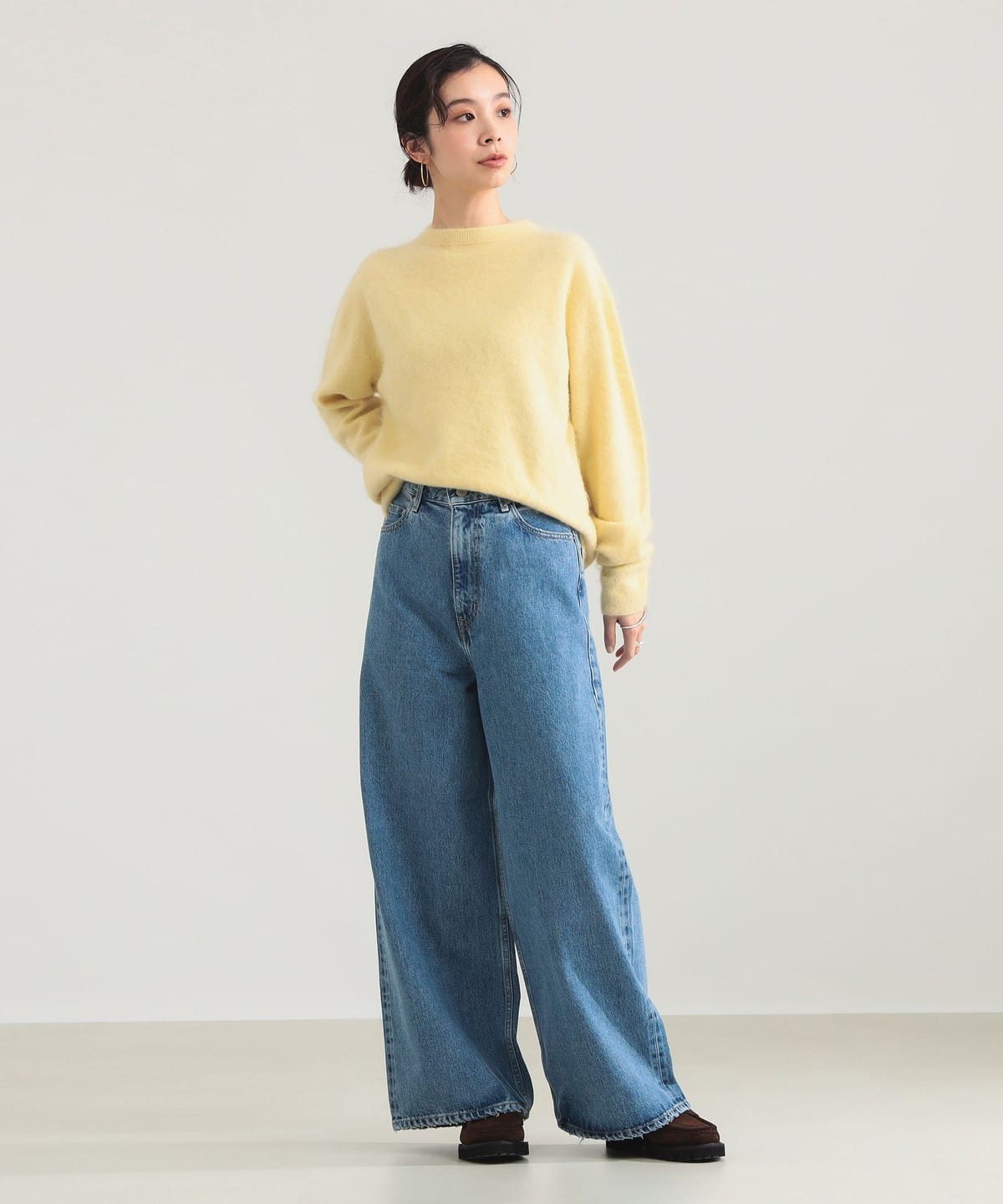 4887【美品】ATON クルーネックニット　カシミヤ100％ シャギー　青　M Demi-Luxe BEAMS（デミルクス ビームス）ATON / カシミヤ クルーネック