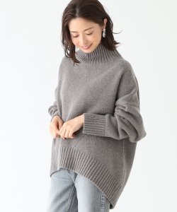 CINOH / オーバーサイズ ハイネックニット