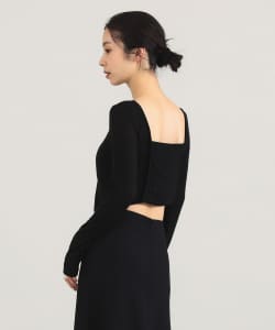 TAN / バンドゥ ボートネック トップス
