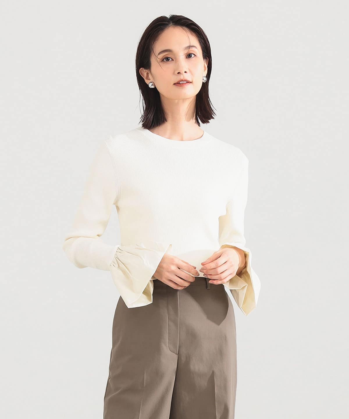 ベルスリーブ クルーネック ニット トップス WOMEN ECRU ONE SIZE ベルスリーブ クルーネック ニット トップス WOMEN ECRU ONE SIZE
