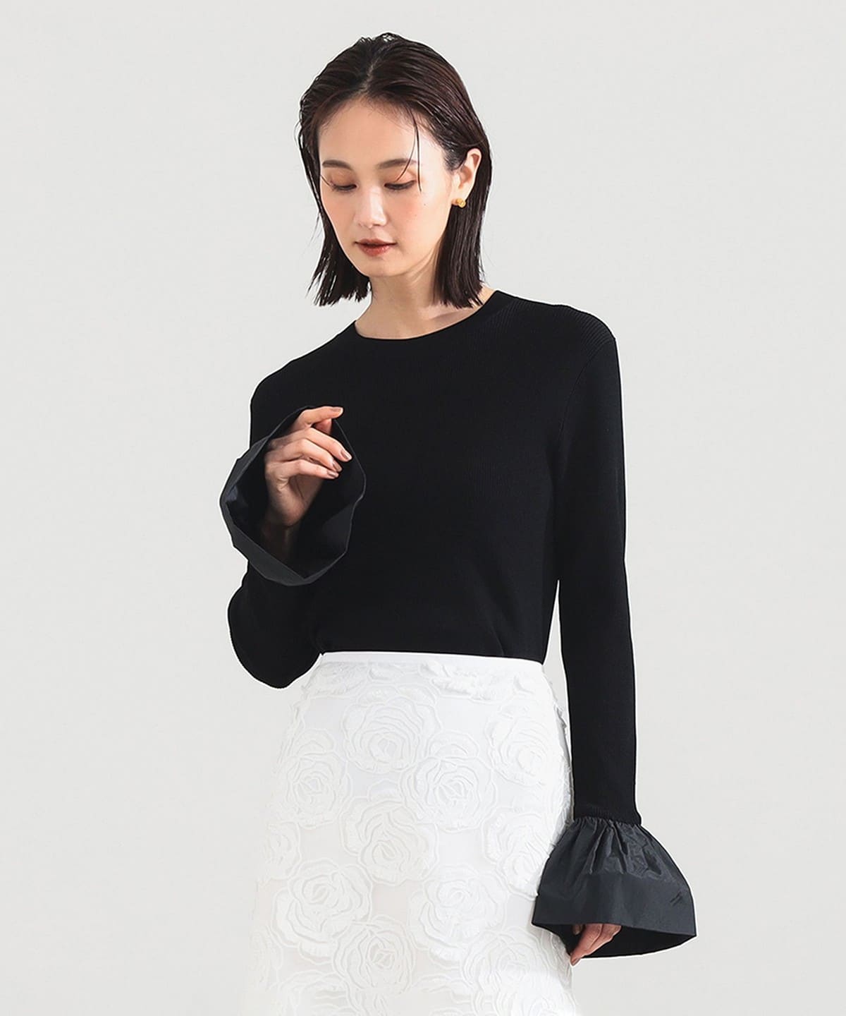 ベルスリーブ クルーネック ニット トップス WOMEN BLACK ONE SIZE ベルスリーブ クルーネック ニット トップス WOMEN BLACK ONE SIZE