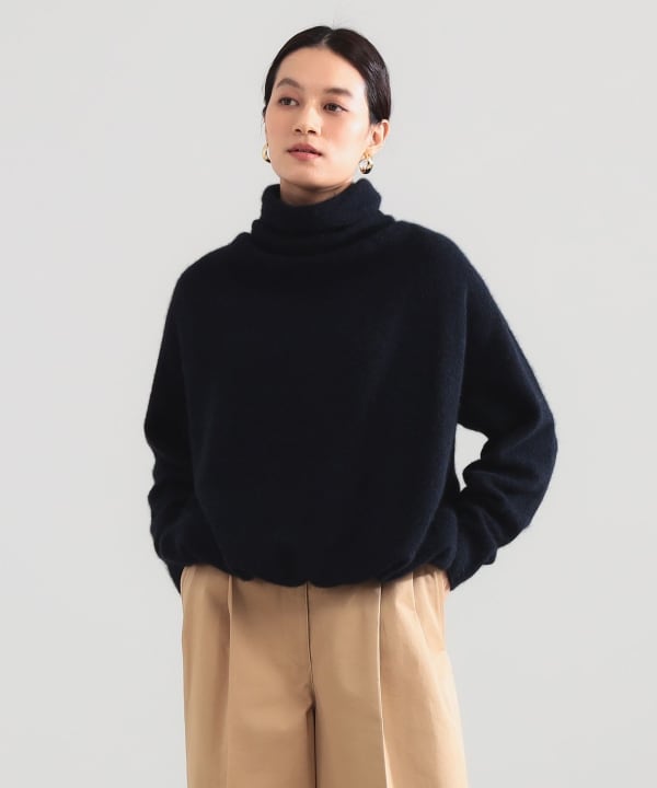【別注】BATONER × Demi-Luxe BEAMS / カシミヤフォックス ユニーク タートルネック ニット Model：H165 B77 W57 H79　Size：1