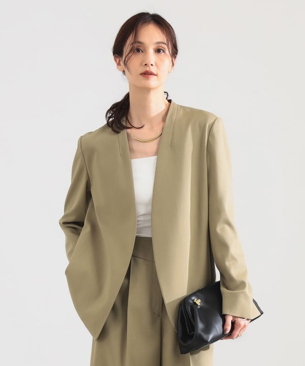 プレシャス ノーカラージャケット Model：H171 B80 W58 H86　Size：38