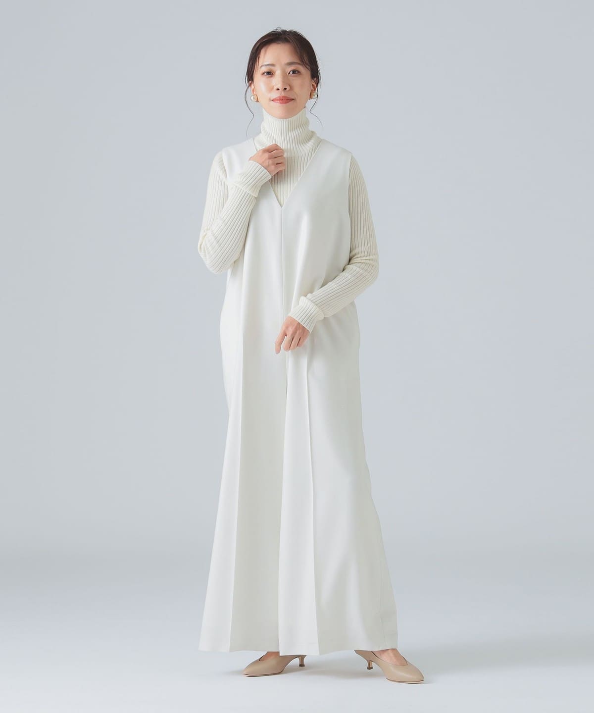 M・fil エム・フィル / フランネル Vネック オールインワン パンツ WOMEN OFF WHITE 38 M・fil エム・フィル / フランネル Vネック オールインワン パンツ WOMEN OFF WHITE 38